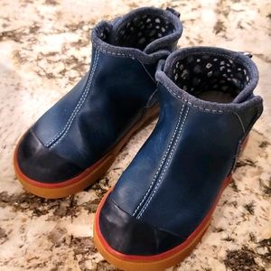 See Kai Run Leather Sneakers